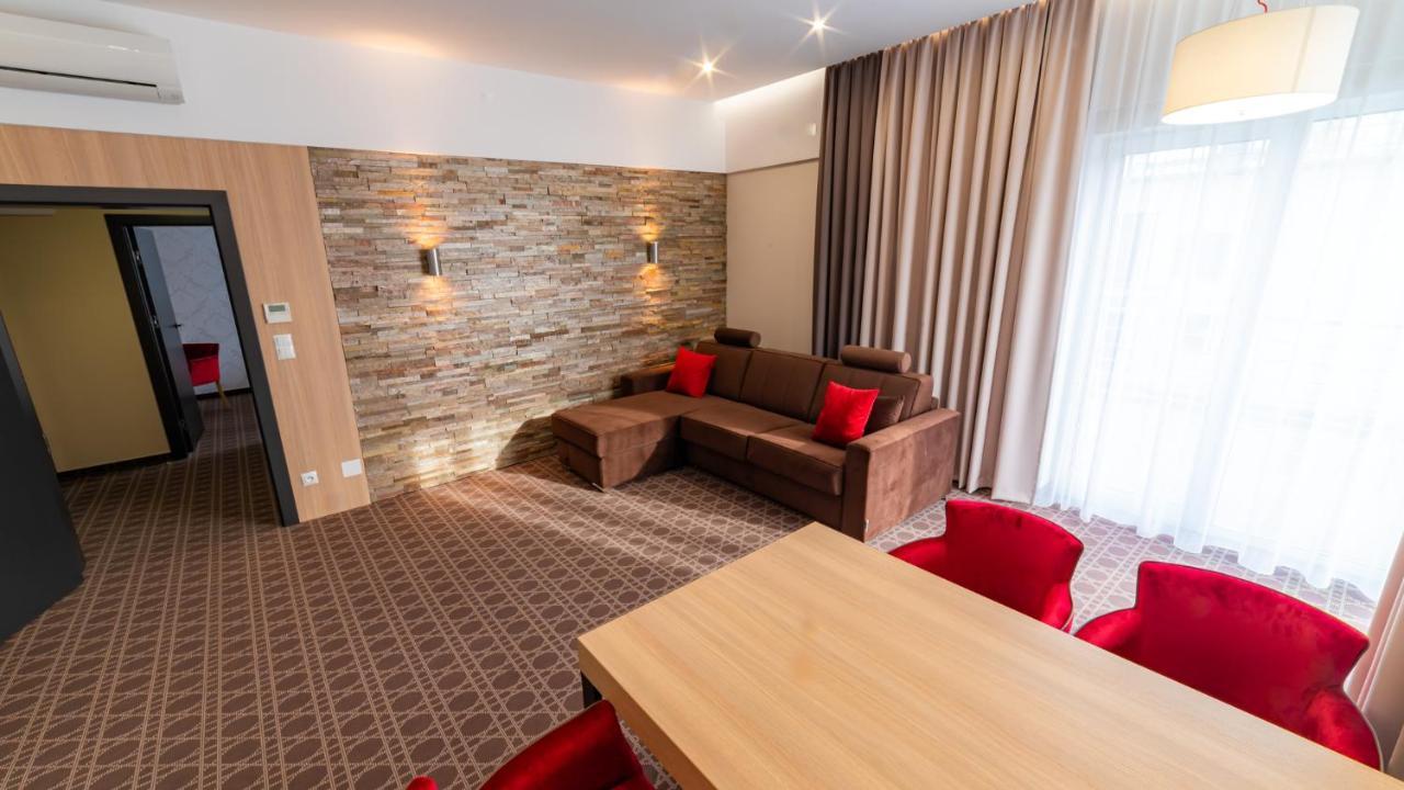 Hotel Nad Czernica Czarne  Bagian luar foto